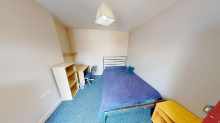 5 bedroom semi-detached house to rent - Photo 5