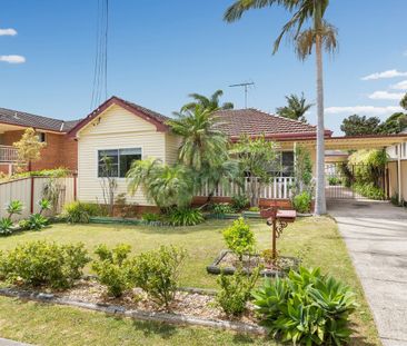 Solid Family Home | Convenient Location - Photo 5