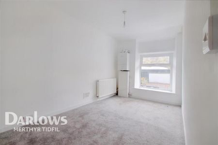 3 bedroom terraced house to rent - Photo 2