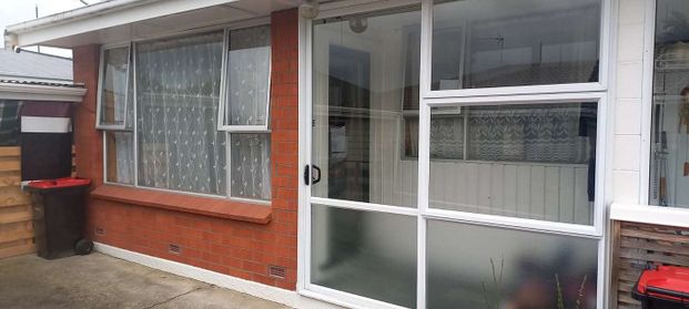 Charming 2BR Unit in Mosgiel! - Photo 1