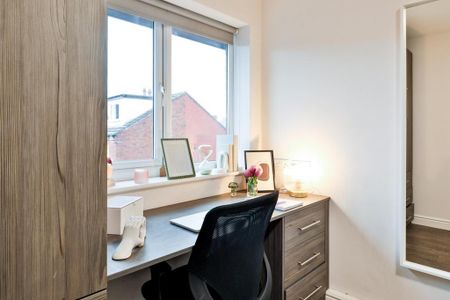 5 bedroom flat to rent - Photo 4