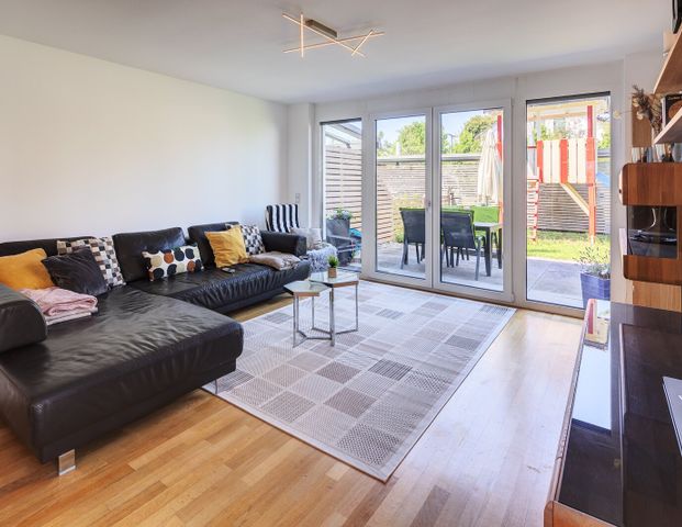 Large terraced corner house for families - Foto 1