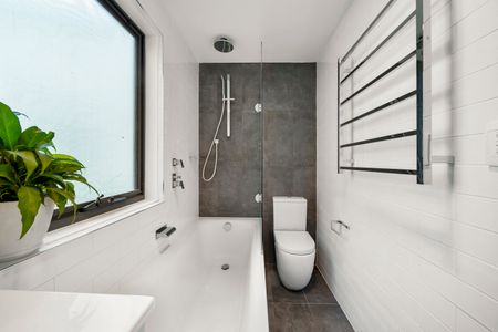 14 Yeend Street, Birchgrove NSW 2041 - House For Rent | Domain - Photo 5