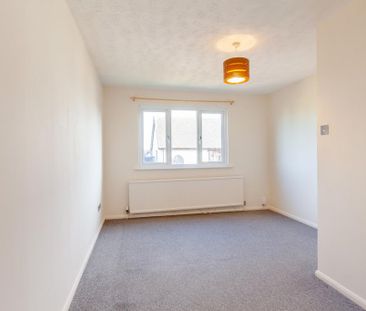 5 bedroom detached house to rent - Photo 3