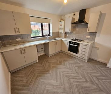 2 bedroom end of terrace house to rent - Photo 5