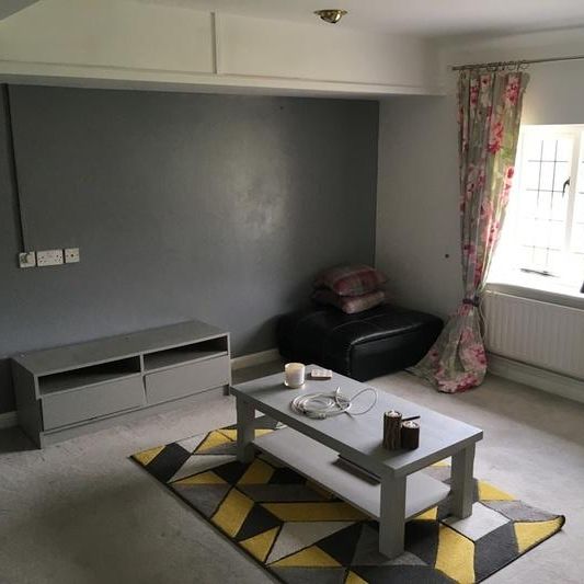1 bedroom in a house share to rent - Photo 1