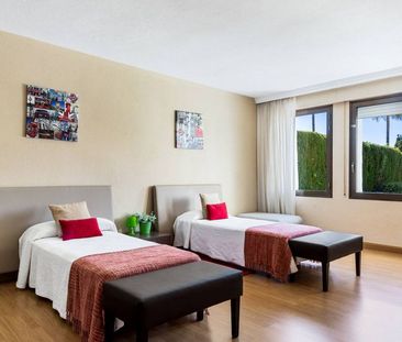 Luxury Villa for rent in Marbella, Andalusia - Photo 5