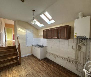 Location Appartement 2 pièces 42m² ST PIERRE LE MOUTIER 58240 - Photo 5
