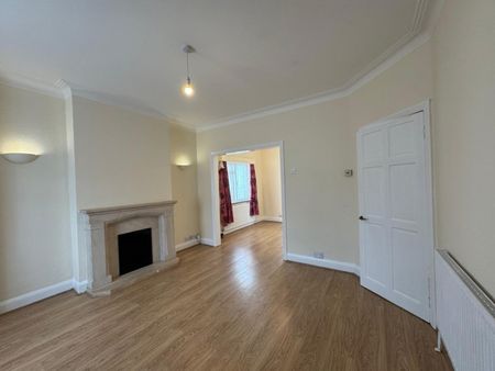 Kenilworth Road, Edgware, HA8 - Photo 4