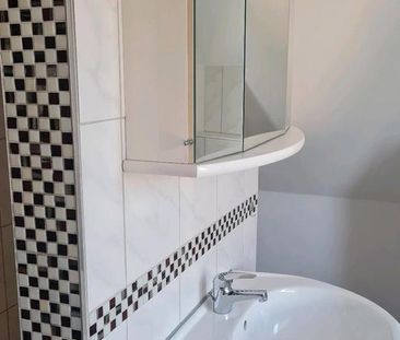 2-Zimmer-DG-Wohnung in Bad Salzuflen-Schötmar mit Einbauküche - Photo 6