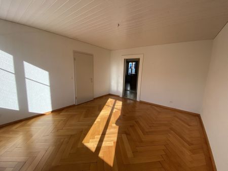 St-Imier, appartement lumineux de 2.5 pièces au 1er étage - Photo 3