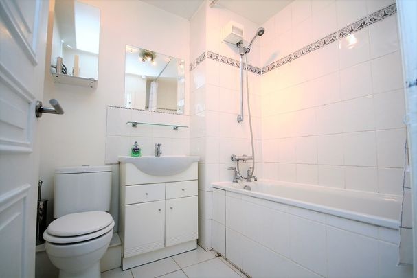 Gallowgate, 1 Bed Contemporary Furnished Apartment, Gallowgate – 04/12/2025 - Photo 1