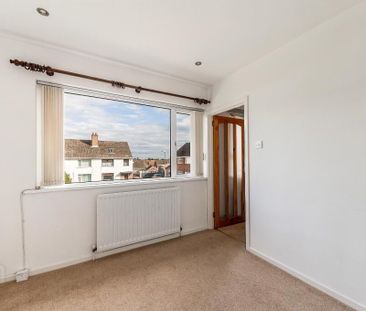 39 Kings Road, Newtownabbey, BT37 0DB - Photo 2