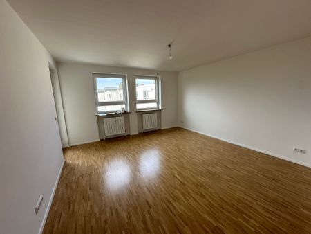 Schöne 2-Zimmer-Wohnung mit Balkon im Süden von Neuperlach - Foto 4