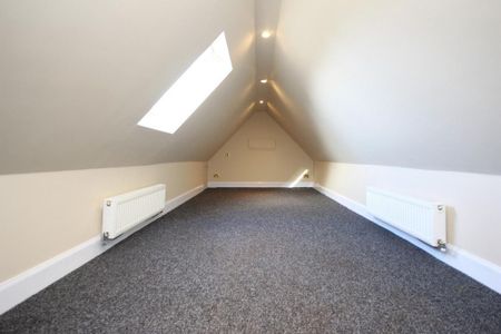 1 bedroom barn conversion to rent - Photo 2