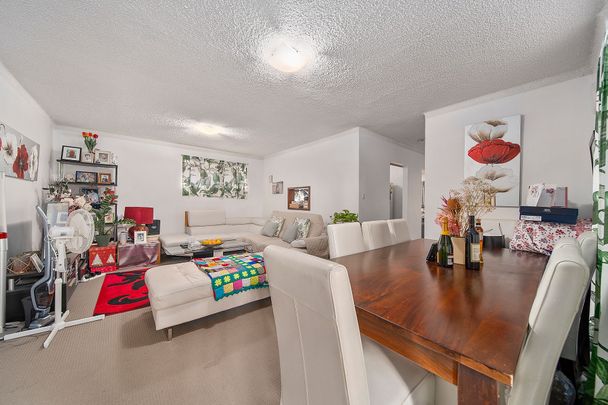 Conveniently Located Unit - Photo 1