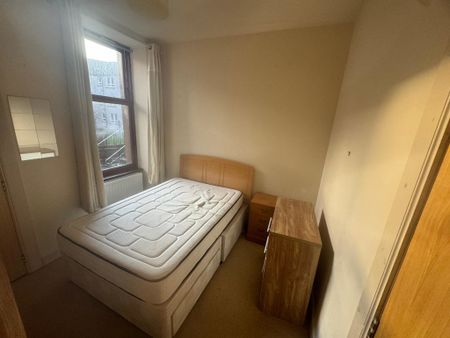 1 Bedroom Property To Rent - Photo 4