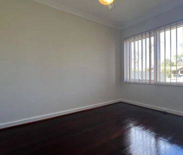 25 Ward Crescent, Kelmscott WA 6111 - House For Rent | Domain - Photo 3