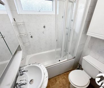 4 bedroom semi-detached house to rent - Photo 2