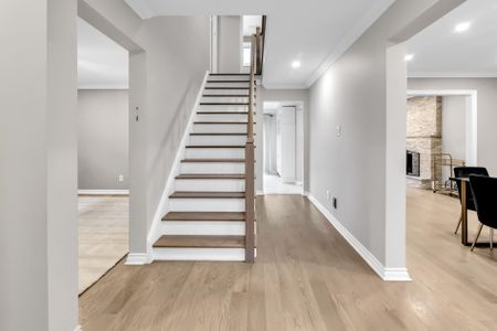 For Lease - 119 Mccabe Crescent Unit# Main & 2nd, Vaughan, Ontario - Photo 5