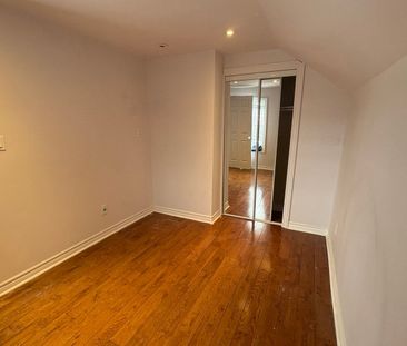 For Lease - 15403 Yonge Street Unit# A, Aurora, Ontario - Photo 2