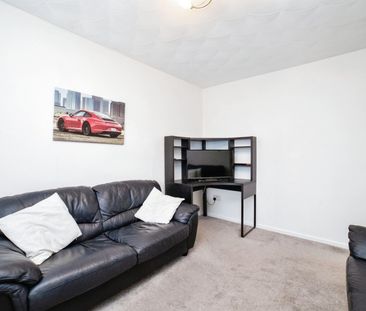 Main Street - Photo 2