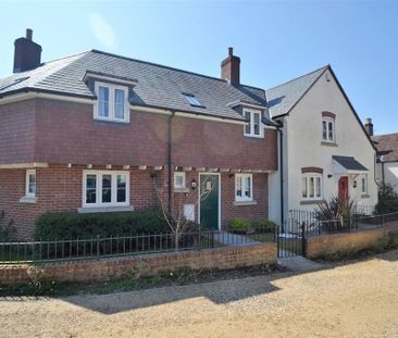 2 bedroom terraced house to rent - Photo 3
