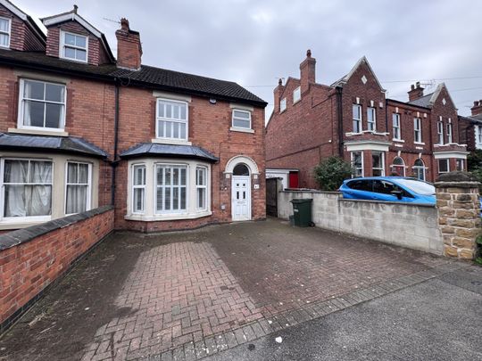 Orlando Drive, Carlton, NG4, Nottingham - Photo 1