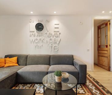 Carrer de Balmes, Barcelona, Catalonia 08007 - Photo 3