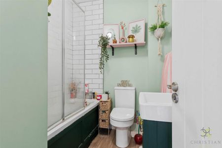 2 bedroom terraced house to rent - Photo 2