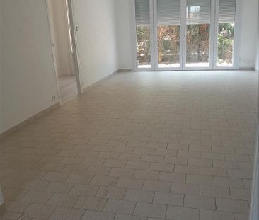 5 pièces - 122 m² - RDC - Colocation non autorisée - Photo 3