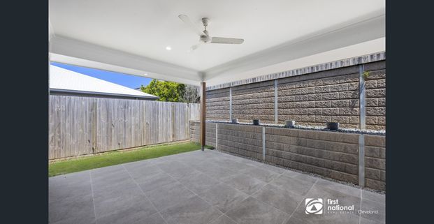 STUNNING FAMILY HOME IN VIBRANT THORNLANDS COMMUNITY - Photo 1