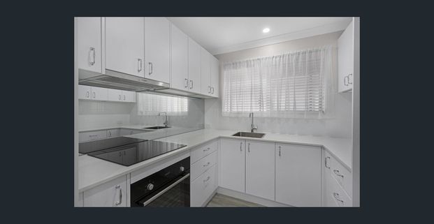 Stylish Palm Beach Duplex Moments from the Shore - Photo 1