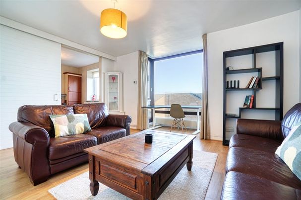 6 Gowran Hall, Sandycove, County Dublin - Photo 1