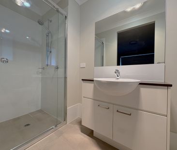 Modern 3-Bedroom Family Home ready for move in! - Photo 4