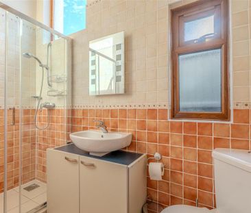 2 bedroom detached house to rent - Photo 2