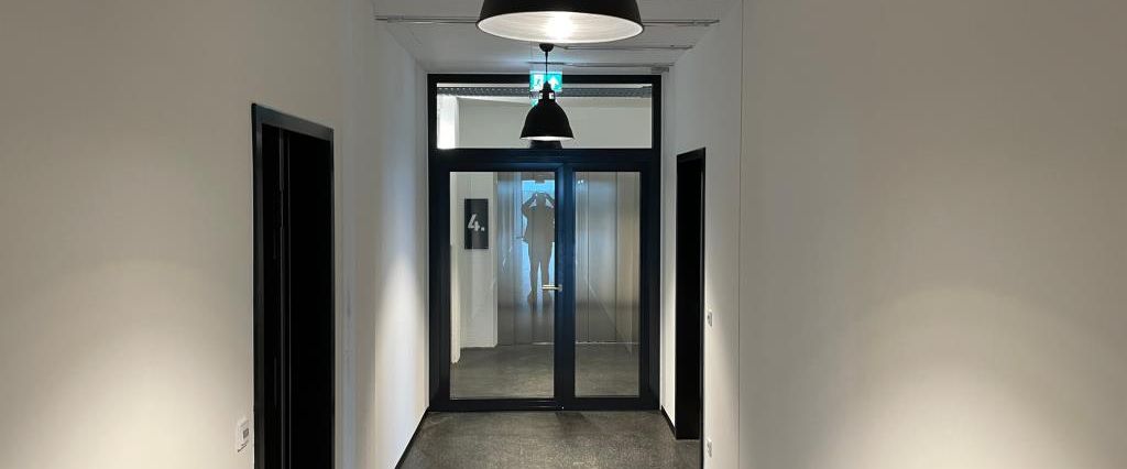 Grosszügige 2-Zimmer-Loft-Wohnung in Bremen (Tabakquartier). Wohnen mit Industriedesign - Photo 1