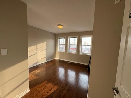 For Lease - 2510 Countryside Drive Unit# 22, Brampton, Ontario - Photo 2