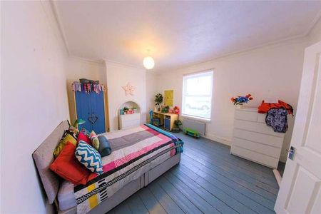 Swan Road, Gloucester, Gloucestershire, GL1 - Photo 2