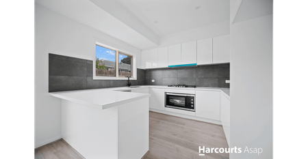 Modern Comfort & Relaxed Coastal Living - Photo 2