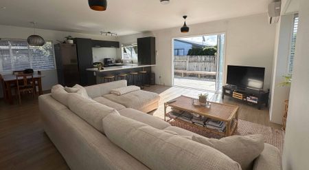 3 Bedroom Plus in Papamoa - Photo 3