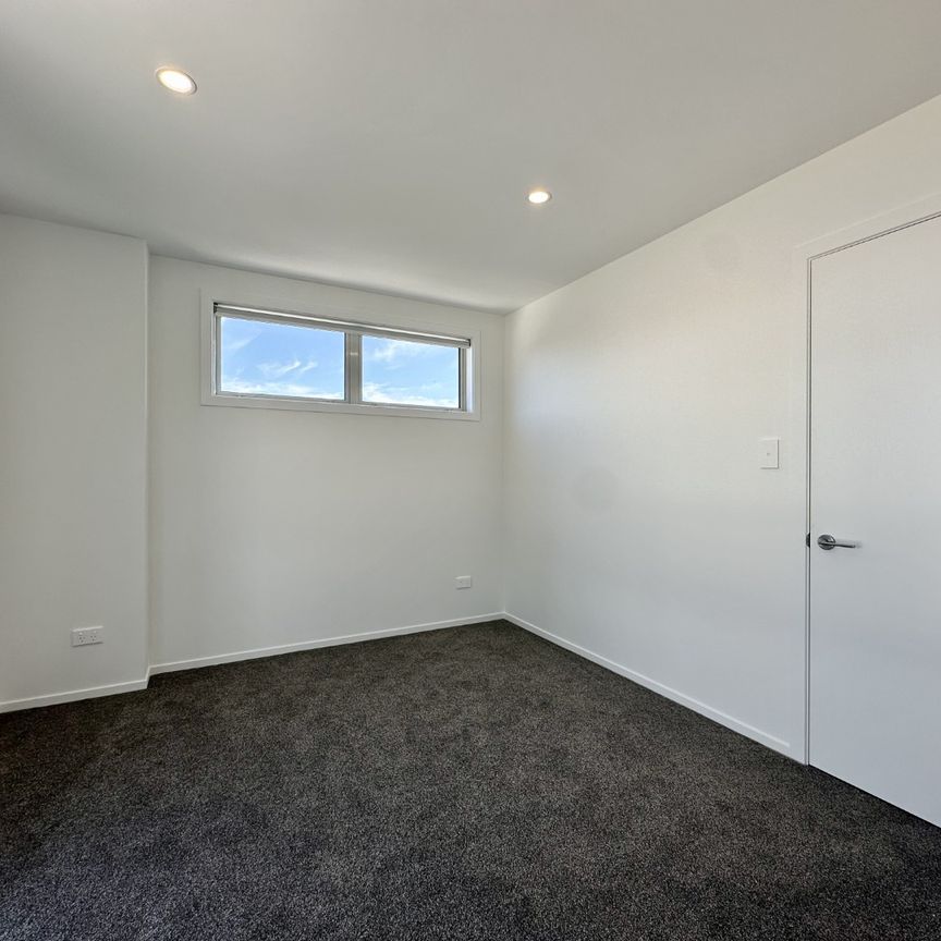 Newly built 3-Bedroom Townhouse in Naenae - Photo 1