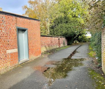 Gerenoveerd appartement met 2 slaapkamers en terras te Vlamertinge - Photo 6