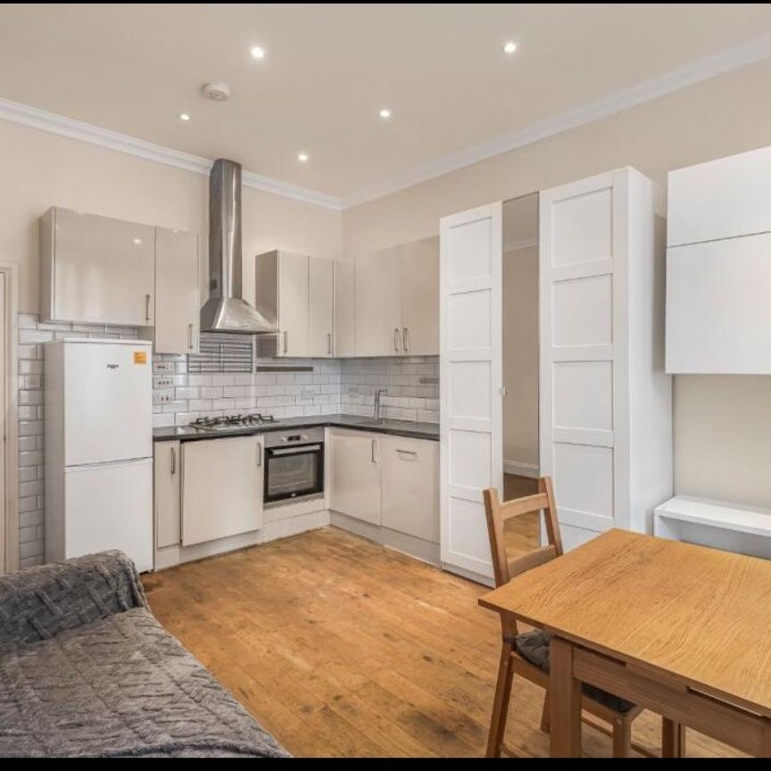 2 Bed Flat, Inverness Terrace, W2 - Photo 1