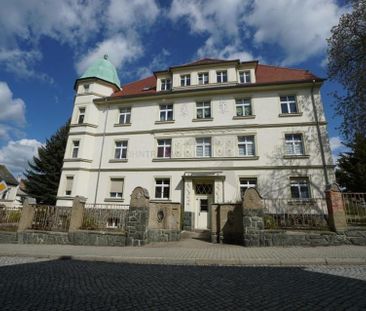 3-Raum-Wohnung im Hochparterre in schöner Villa mit Außenjalousien - Photo 2