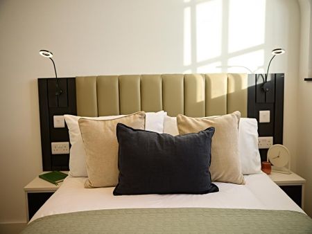 1 bedroom apartment to rent - Photo 2