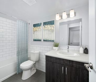 2495 Lake Shore Boulevard, West - Photo 5