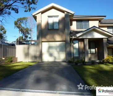 1/56 Hobart Street, Riverstone NSW 2765 - Photo 1