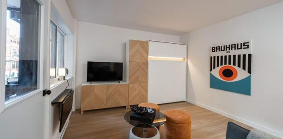 Appartement Meublé Moderne à Louer – Centre-Ville de Montréal - Photo 2