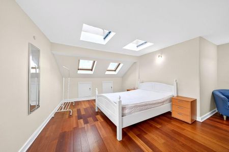 4 bedroom apartment to rent - Photo 4